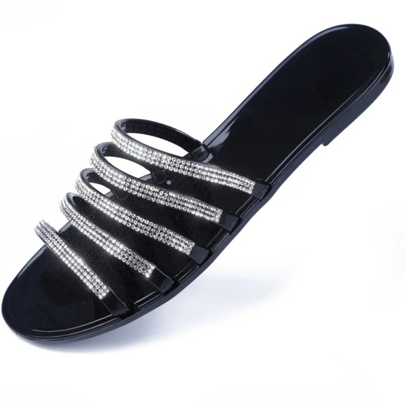 💗ARRIVED 💗Sexy diamond flat black sandals - Picture 6 of 8